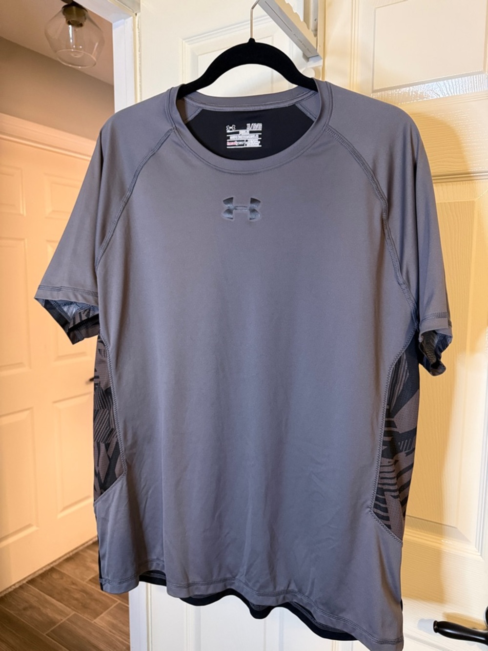Under Armour Men's Regular Fit Black/Grey Heatgear Short-Sleeve Performance Tee